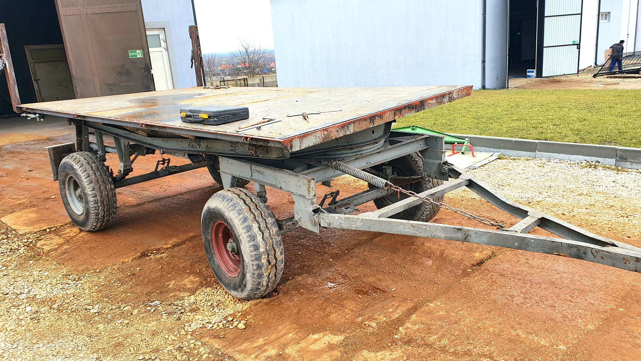 Stan przyczepy przed renowacją.