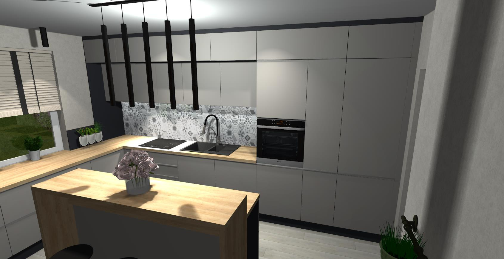 Nowoczesna kuchnia w szarościach z drewnianym blatem i wyspą. Nad blatem wiszące lampy, a na blacie kwiaty w wazonie. Okno z żaluzjami i widokiem na zieleń.