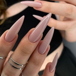 manicure hybrydowy