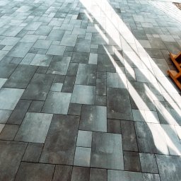 Układanie kostki brukowej Radomierowice 1