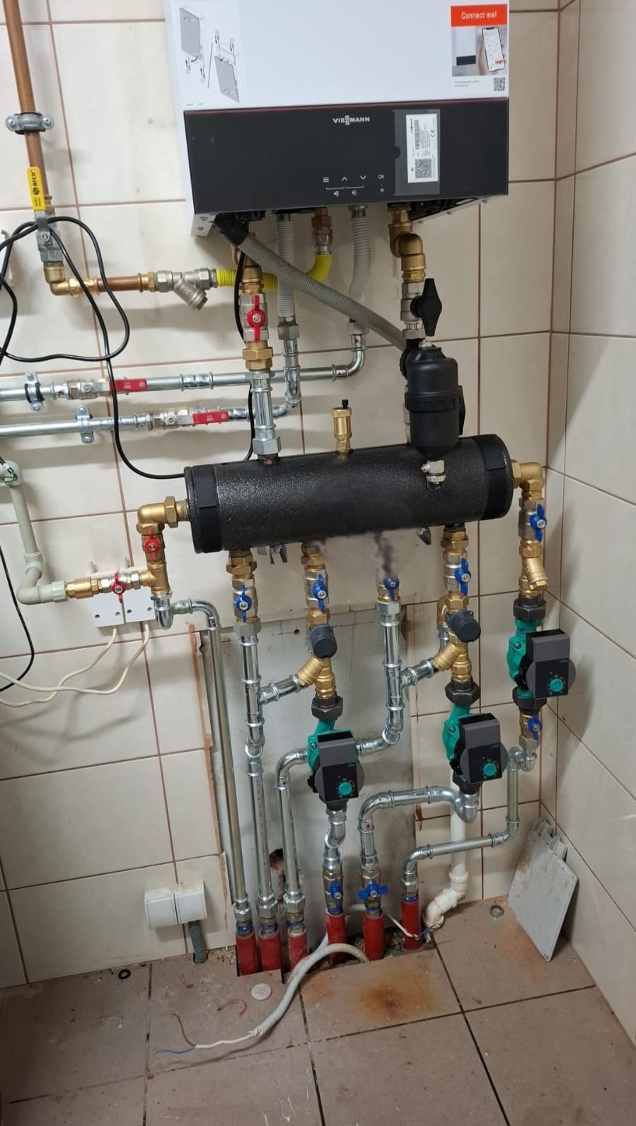 Kocioł gazowy w układzie sprzedla hydraulicznego