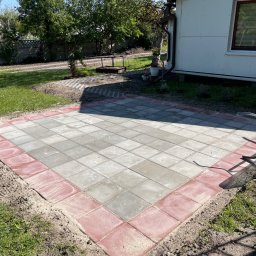 Układanie kostki brukowej Czeszów 2