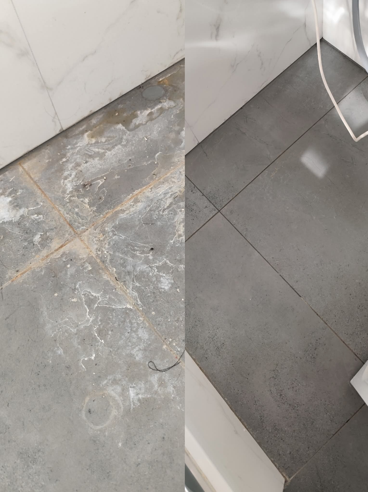 Zdjęcie 'przed i po' czyszczenia szarej, kwadratowej podłogi z płytek w łazience, z białymi marmurowymi panelami ściennymi w tle.