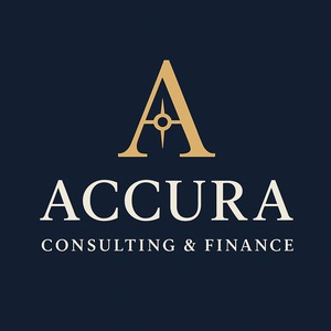 Eleganckie logo firmy Accura Consulting & Finance. Złota litera 'A' z symbolem w centrum na granatowym tle.  Nazwa firmy wyraźna, napisana prostą czcionką.
