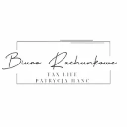 Logo Biura Rachunkowego 'TAX LIFE Patrycja Hanc' w minimalistycznej oprawie graficznej, czcionka w stylu pisma odręcznego, na białym tle.