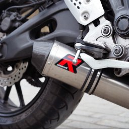 Zdjęcia detali, pojazdów, przedmiotów, mieszkań i domów.