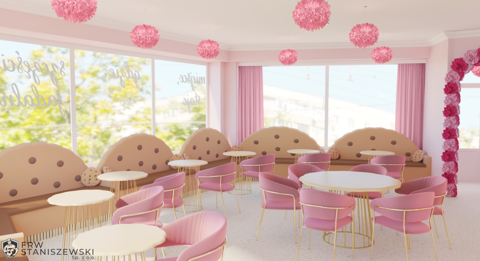 Wnętrze kawiarni w odcieniach różu i beżu, z sofami w kształcie ciastek i dekoracjami kwiatowymi. Widoczne stoliki i krzesła w stylu glamour.