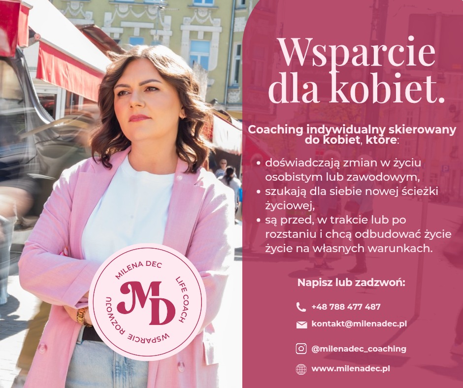 Profesjonalny portret kobiety w różowym żakiecie na tle miejskiej scenerii, z elementami graficznymi i tekstem promującym coaching dla kobiet.