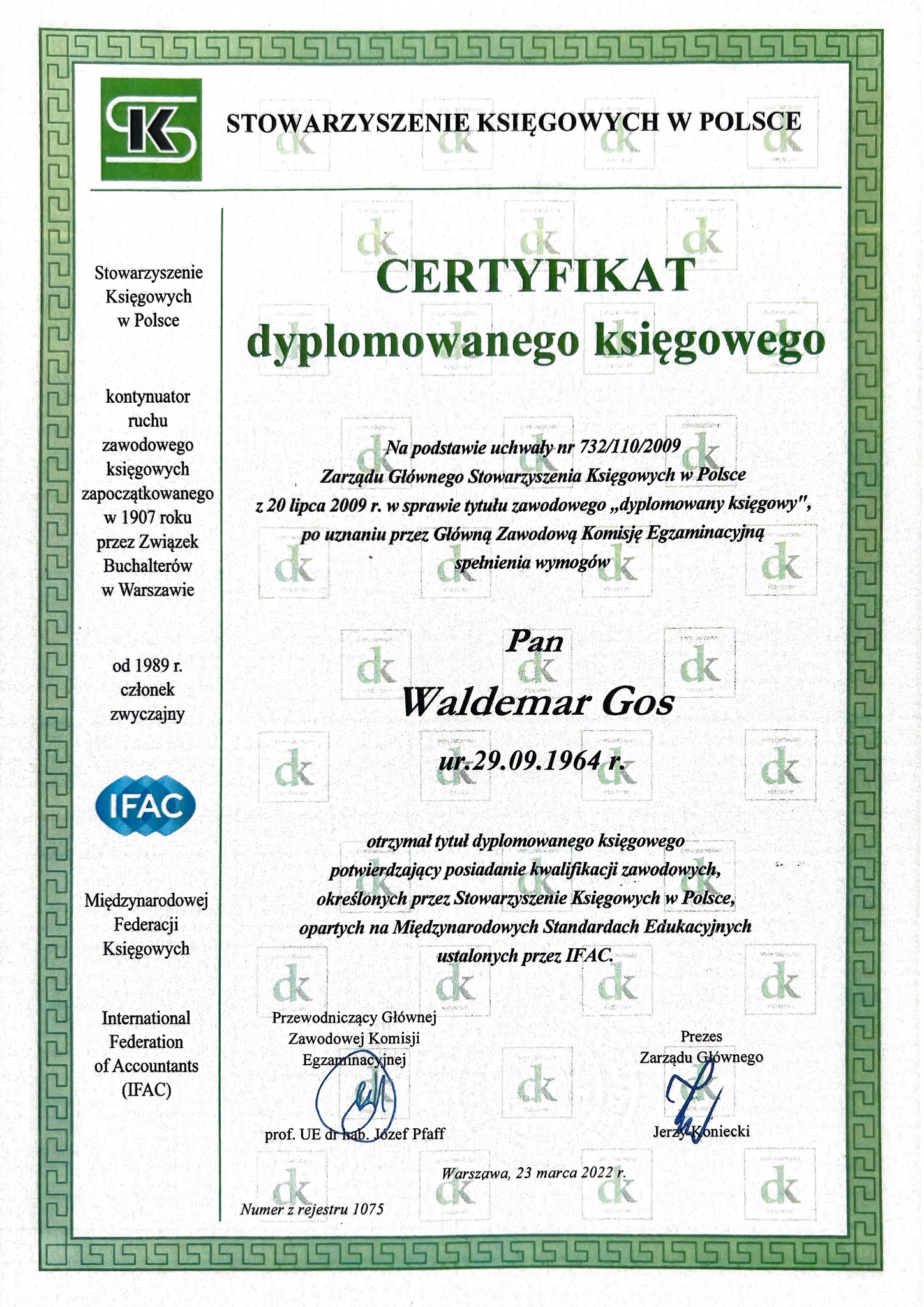 Certyfikat dyplomowanego księgowego Stowarzyszenia Księgowych w Polsce dla Waldemara Gos, Szczecin. Dokument potwierdzający kwalifikacje.
