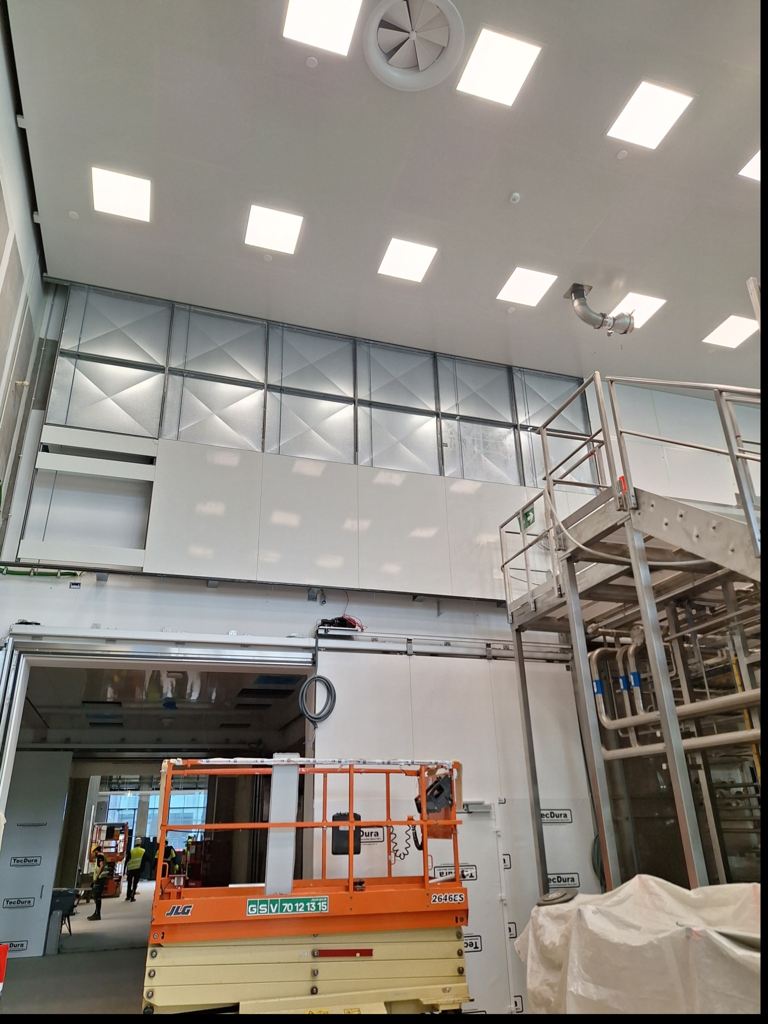 Montaż elementów zgodnie z zastosowaniem, oraz zgodność z planem.