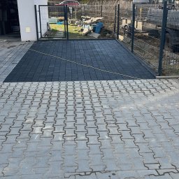 Krzysztof Dominik - Zakładanie trawnik&oacute;w Bochnia