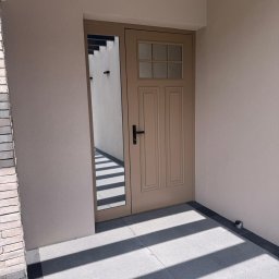 paterDOM Mikołaj Reiter - Realizacja - drzwi zewnętrzne drewniane CAL