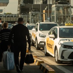 Taxi Kraków - taksówki Mega Taxi