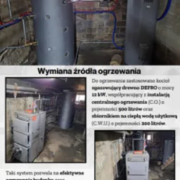 Zestaw dwóch szarych zbiorników na wodę i instalacji grzewczej w piwnicy z małym oknem. Widoczne rury w kolorach niebieskim i czerwonym.