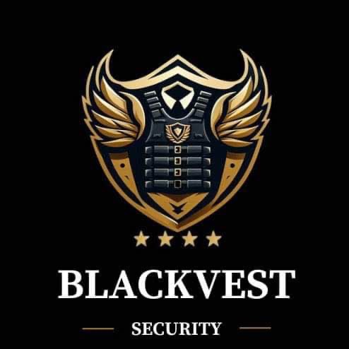 Grafika logotypu Blackvest Security: tarcza z kamizelką kuloodporną, skrzydła, gwiazdy. Czarno-złota kolorystyka na ciemnym tle.