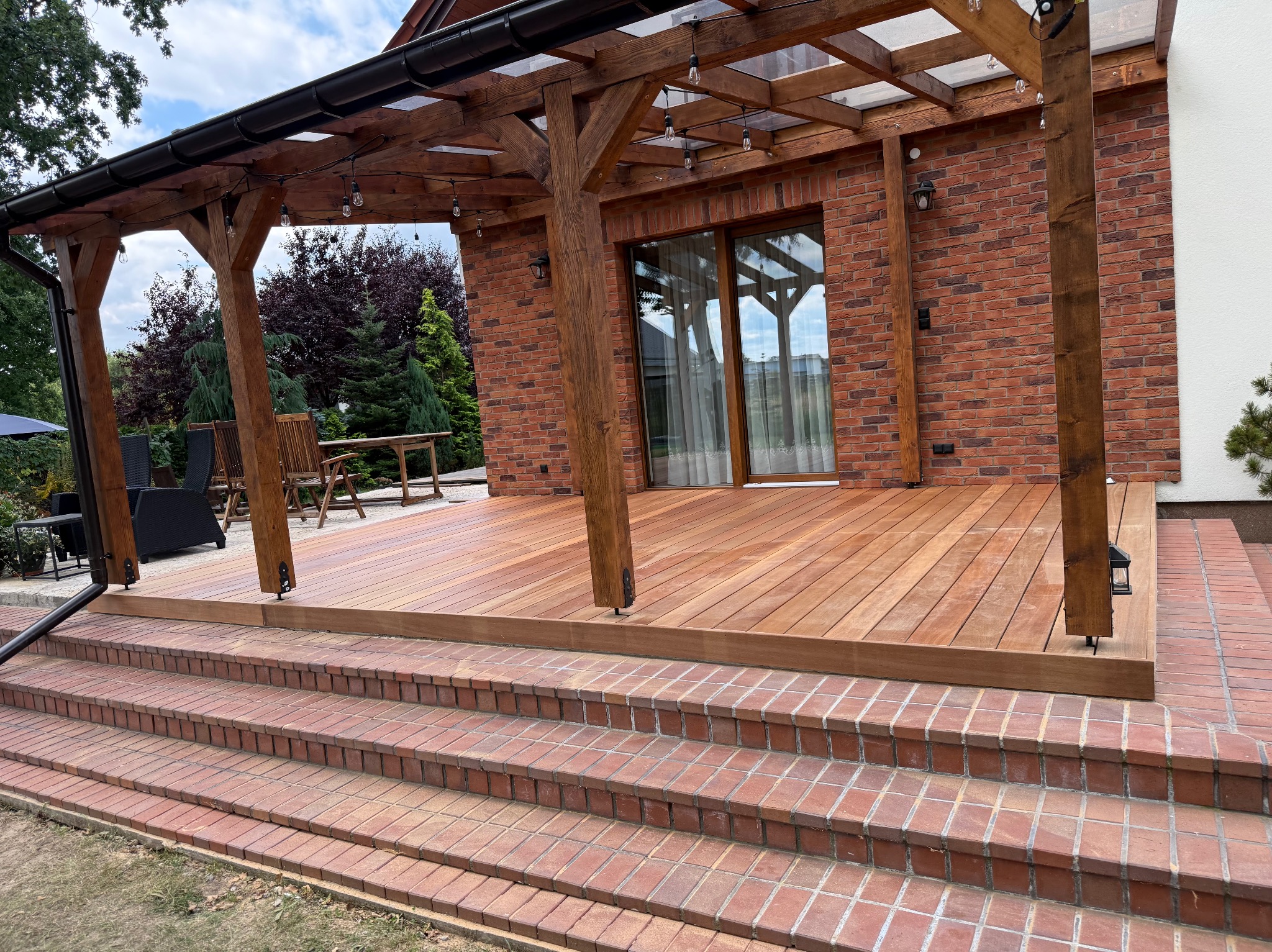 Taras z drewna bangkirai