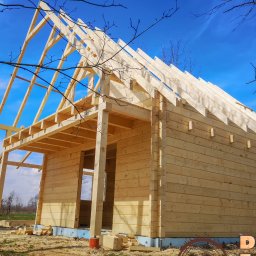 Domy z bali Izabelin 3