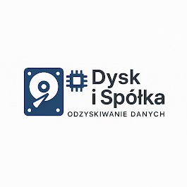 Logo firmy 'Dysk i Spółka' z motywem dysku twardego i chipu, pod spodem napis 'Odzyskiwanie Danych' w kolorze czarnym na białym tle. Minimalistyczny design.
