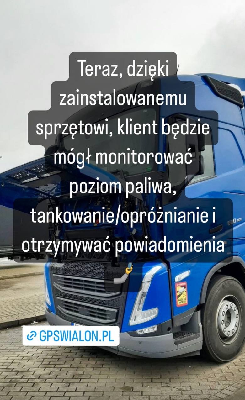 Niebieski ciągnik siodłowy z zainstalowanym systemem monitoringu GPS w Warszawie, umożliwiającym kontrolę paliwa i tankowania.