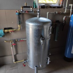 Montaż zestawu hydroforowego wraz z stacja Ecoperla