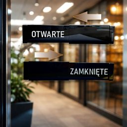 Tabliczka OTWARTE/ZAMKNIĘTE 
z przesuwaną panelem 