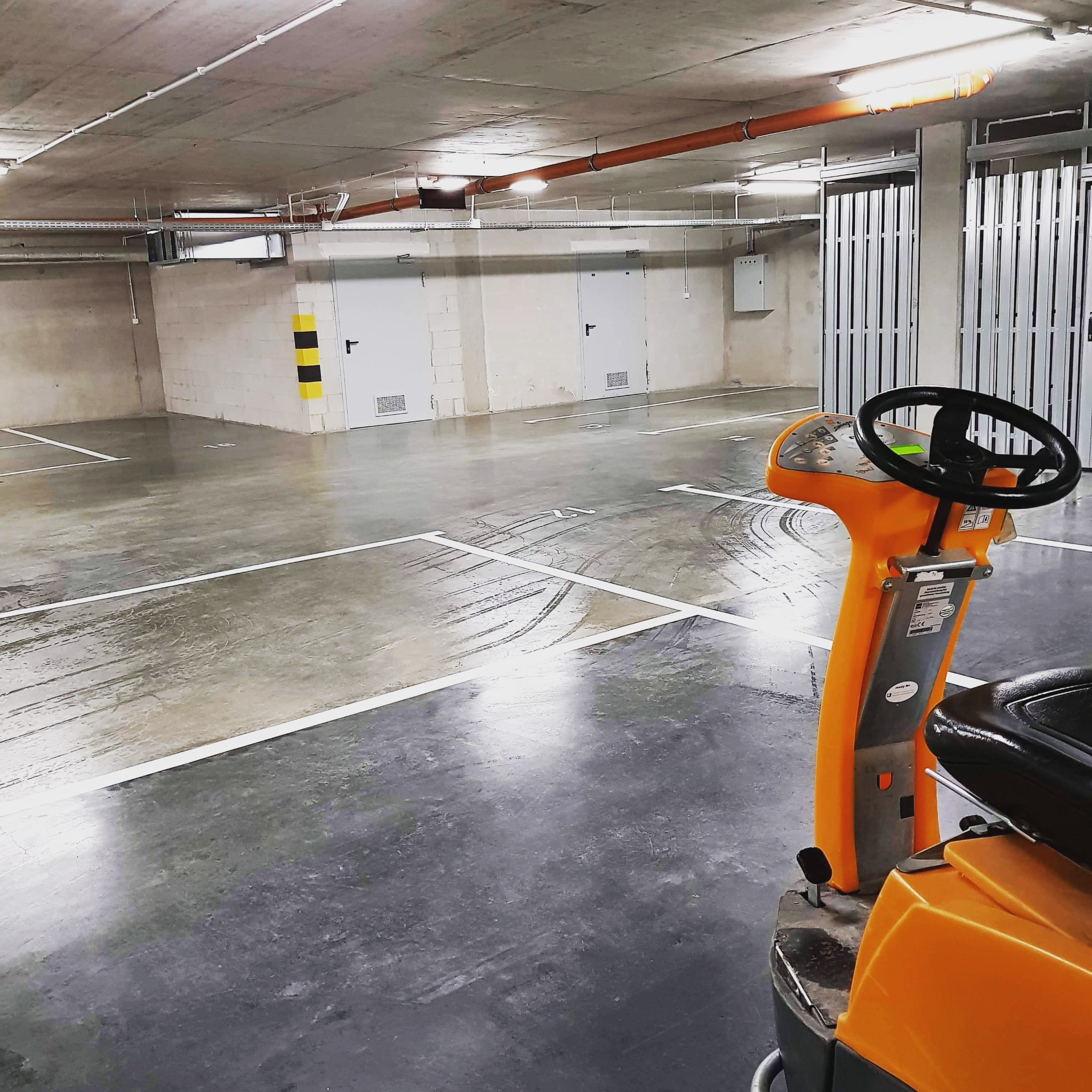 Czyszczenie maszynowe garaży