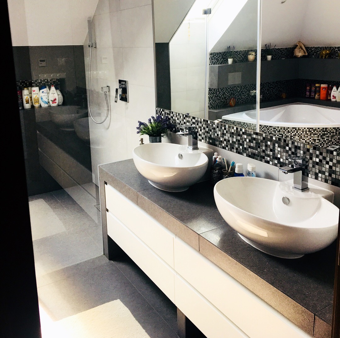 Generalne odczyszczanie osadów łazienkowych