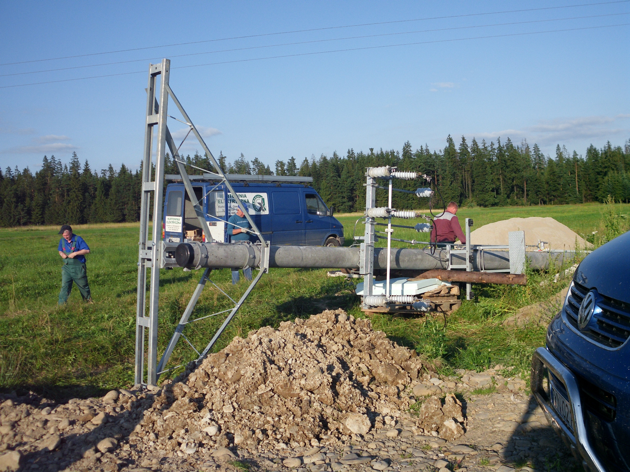 Składanie stacji transformatorowej słupowej 15/0,4kV