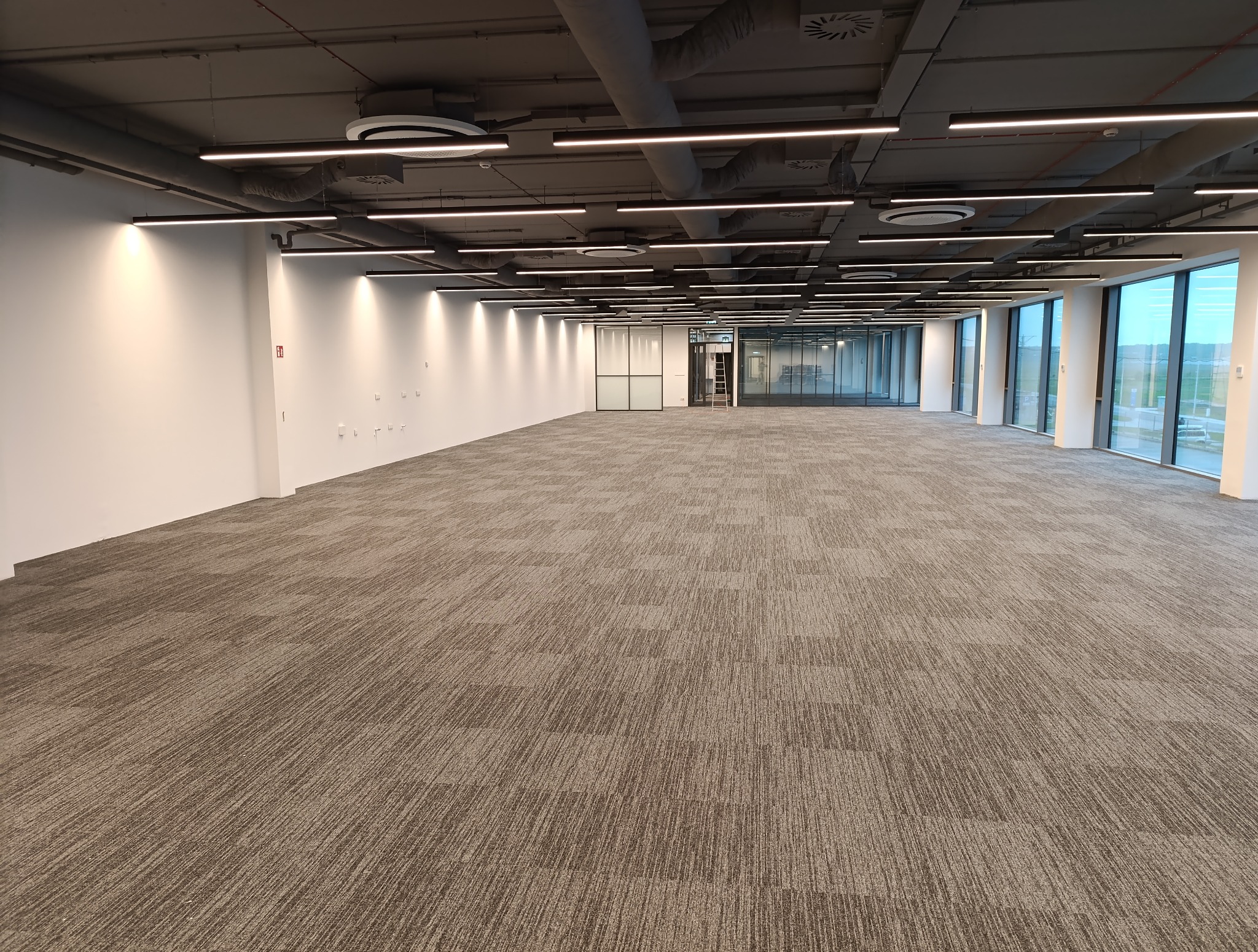 Wykończenie biurowiec Zawiercie