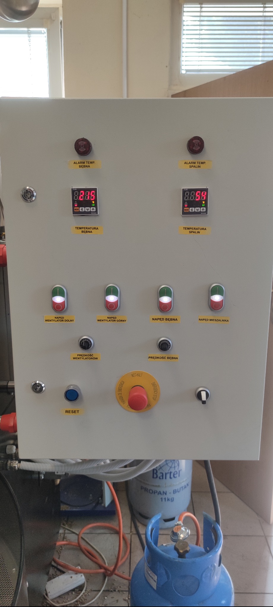 Zewnętrzna część szafy sterowniczej