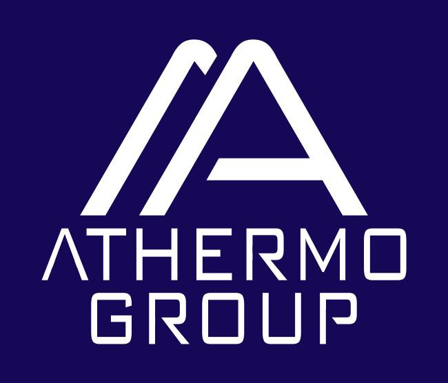Białe logo 'ATHERMO GROUP' na granatowym tle. Stylizowany znak graficzny przypomina literę 'A' z ukośnymi elementami. Minimalistyczny design, wyraźne kontrasty.