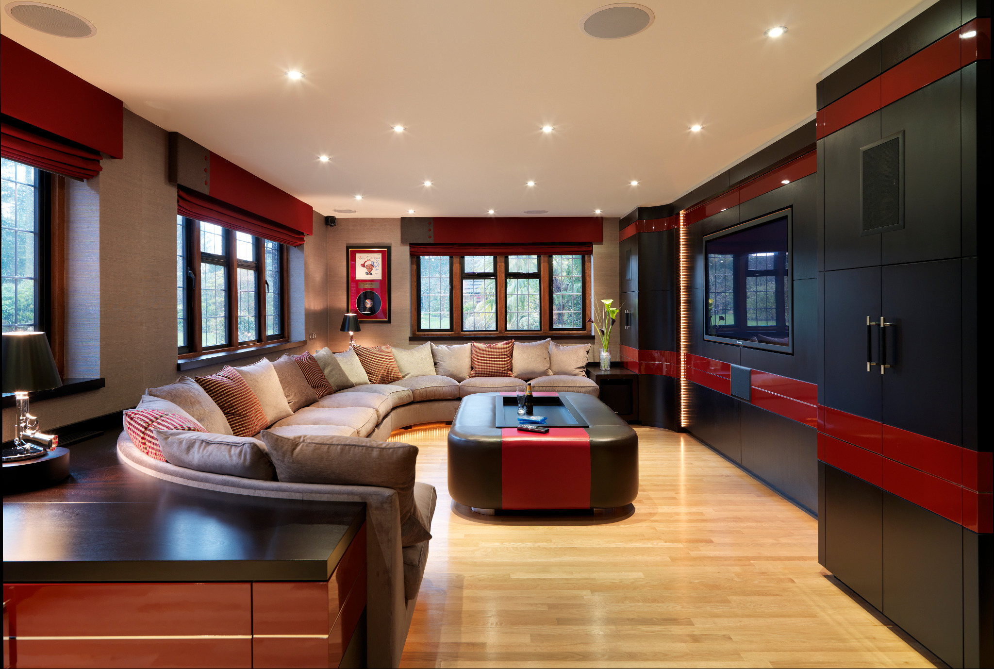 Kino domowe dla klienta w Wielkiej Brytanii