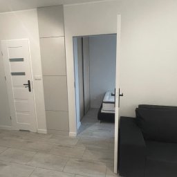 RENOPLAN Remonty i Wykończenia - Remont mieszkania (szafy na wymiar wykonywane przez nasze ekipy).