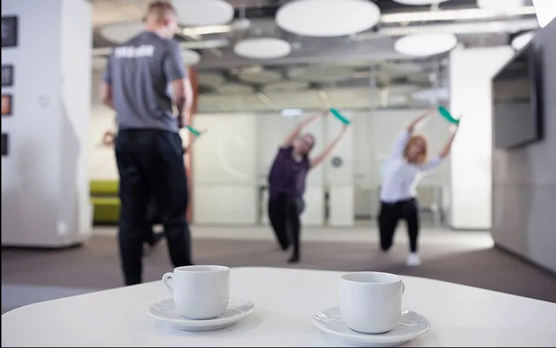 wellbeing i prozdrowotne zachowania w firmie