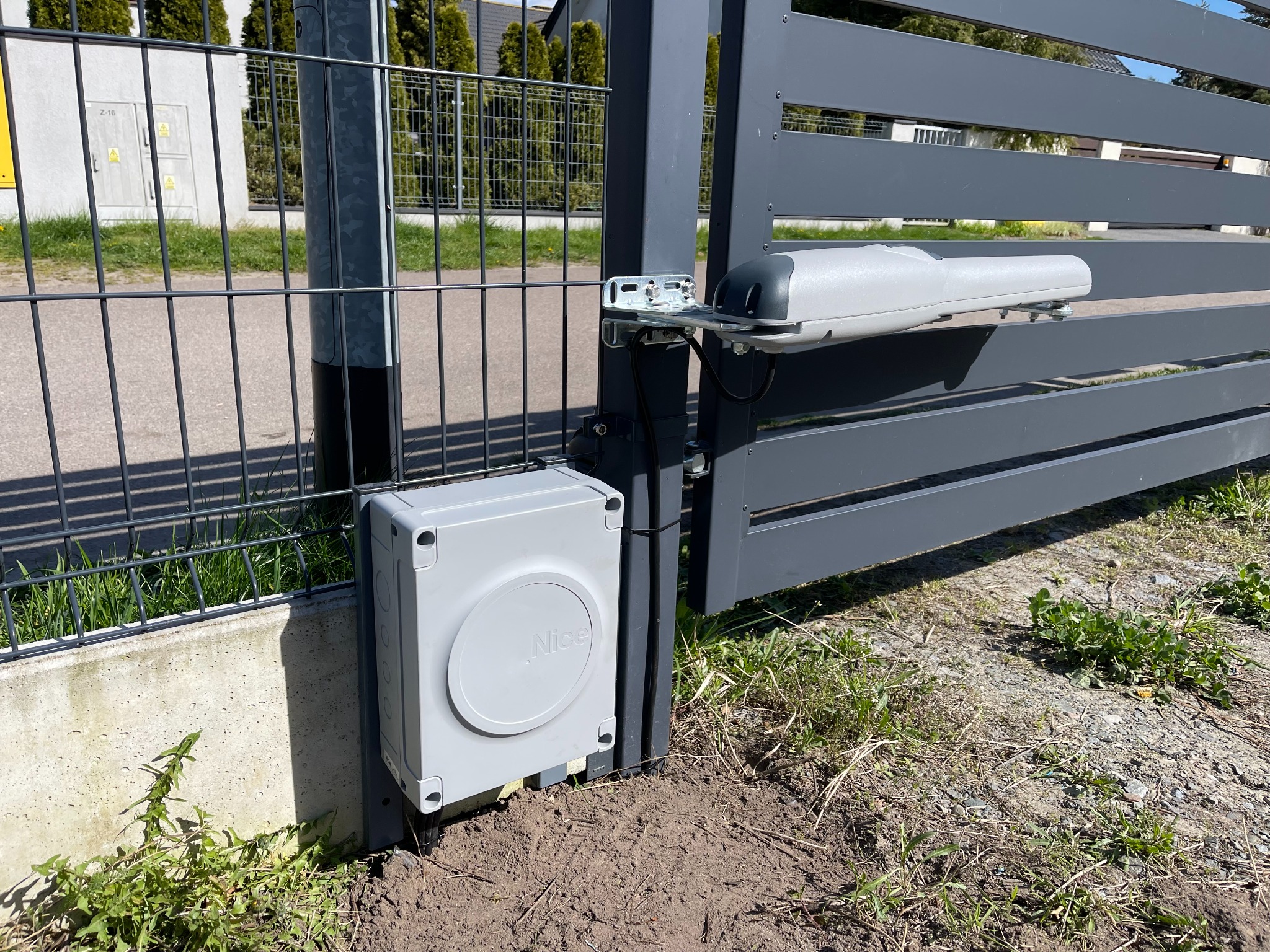 Instalacja automatyki bramowej