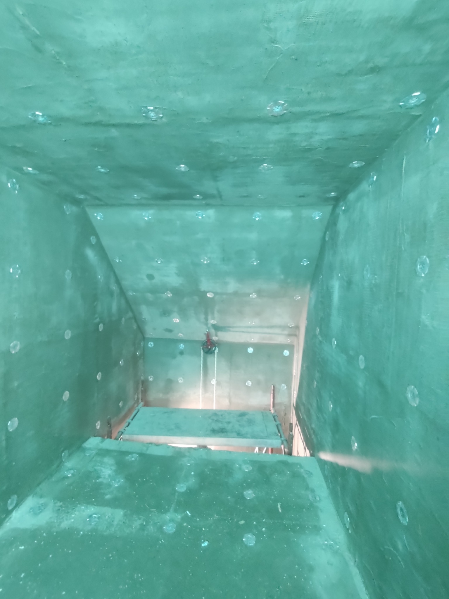 Izolacja ogniochronna oraz termiczna szachtów oddymiających systemem CONLIT 150