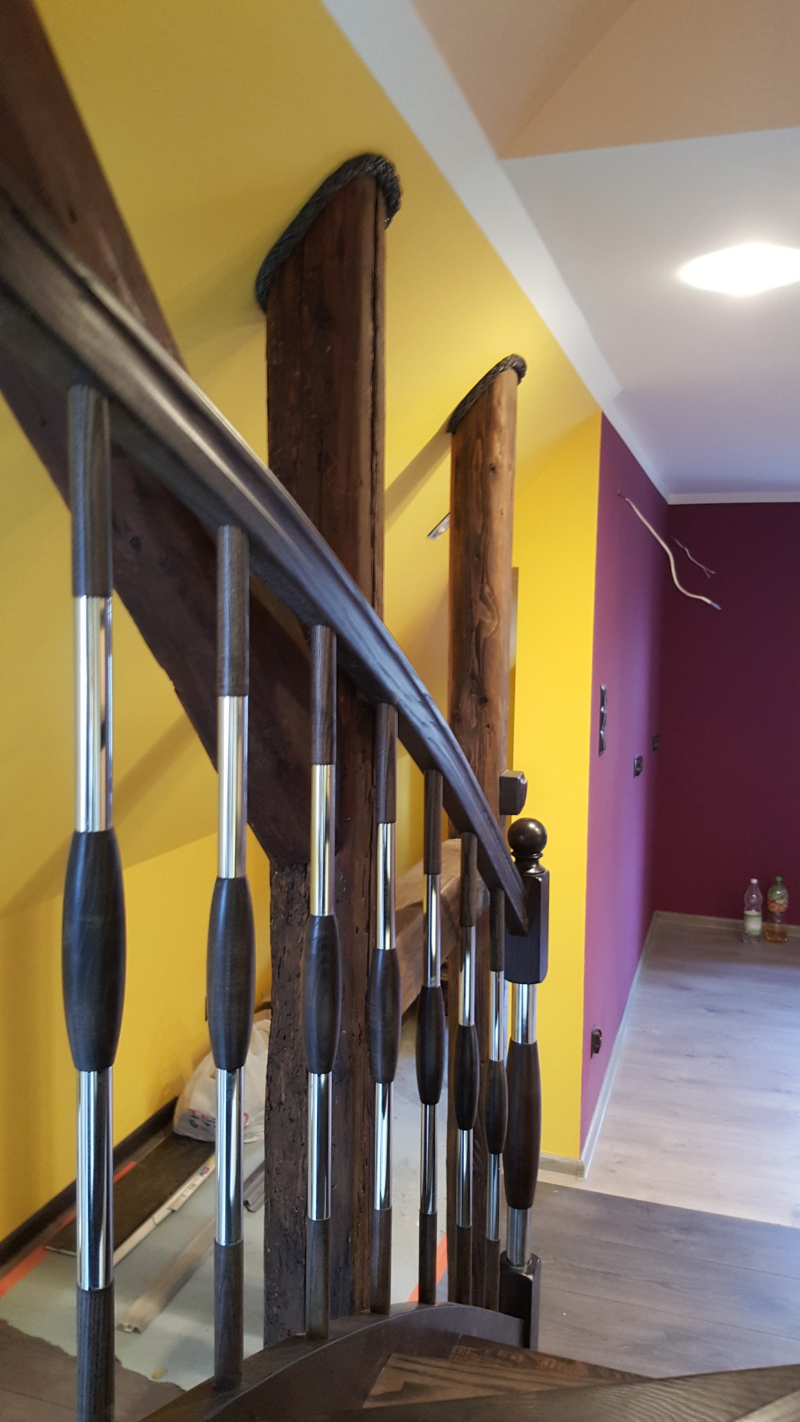 malowanie poddasza wraz z słupami