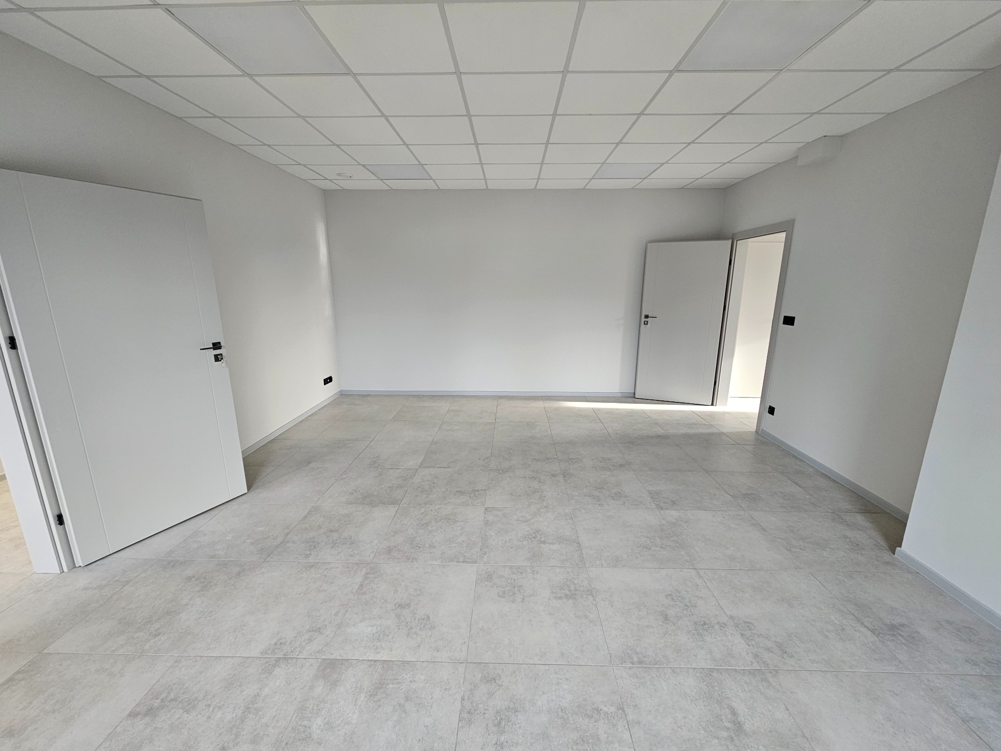 Pomieszczenie biurowe