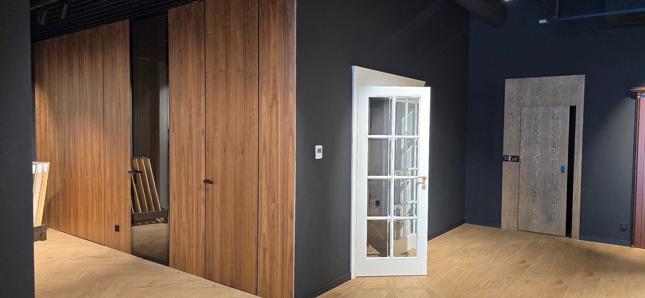 drzwi wewnętrzne lakierowane ze szprosem