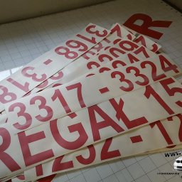 MARTIN KĘDRAK FOLI-CAR - Wycinanie naklejek na zamówienie.