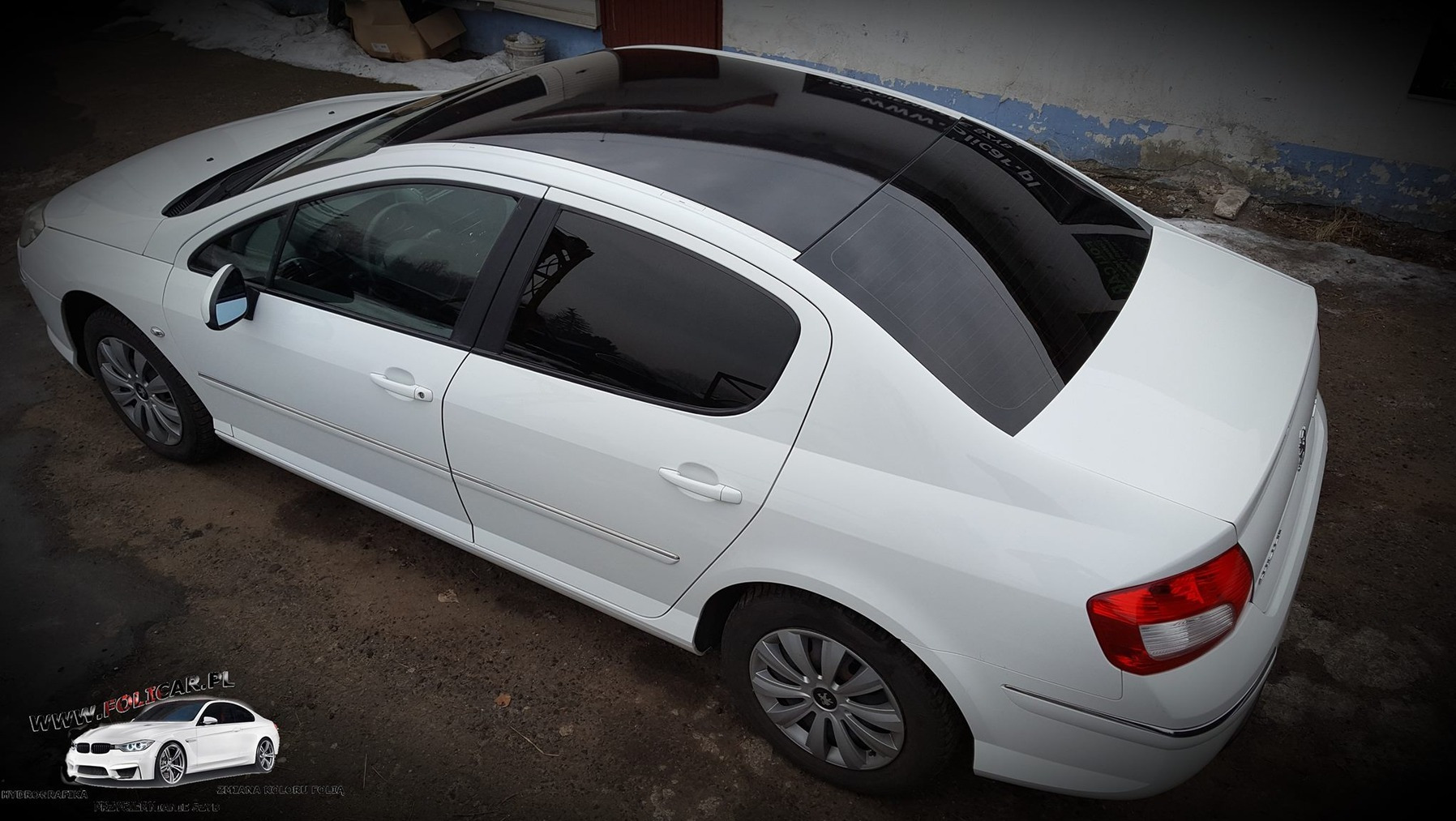 Mercedes C-Klasa -Dach oklejony folia czarny połysk -Szyby przód 65%, tył 95%