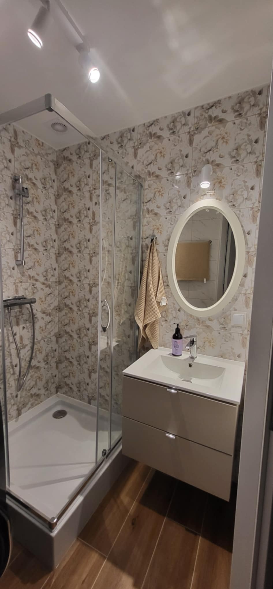 Kompleksowe wykończenie łazienki