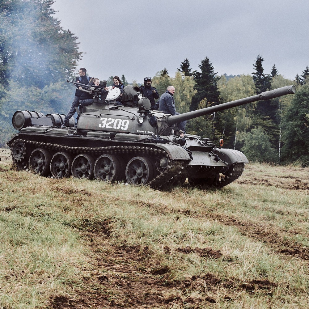 Wydarzenie firmowe z wykorzystaniem pojazdów militarnych - przejazdy czołgiem
