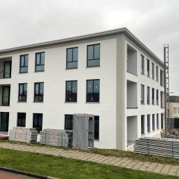 Wykonanie elewacji Pionki 3