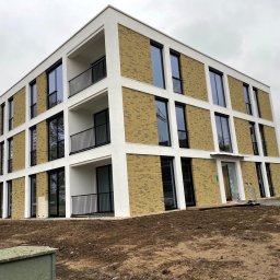 Wykonanie elewacji Pionki 2