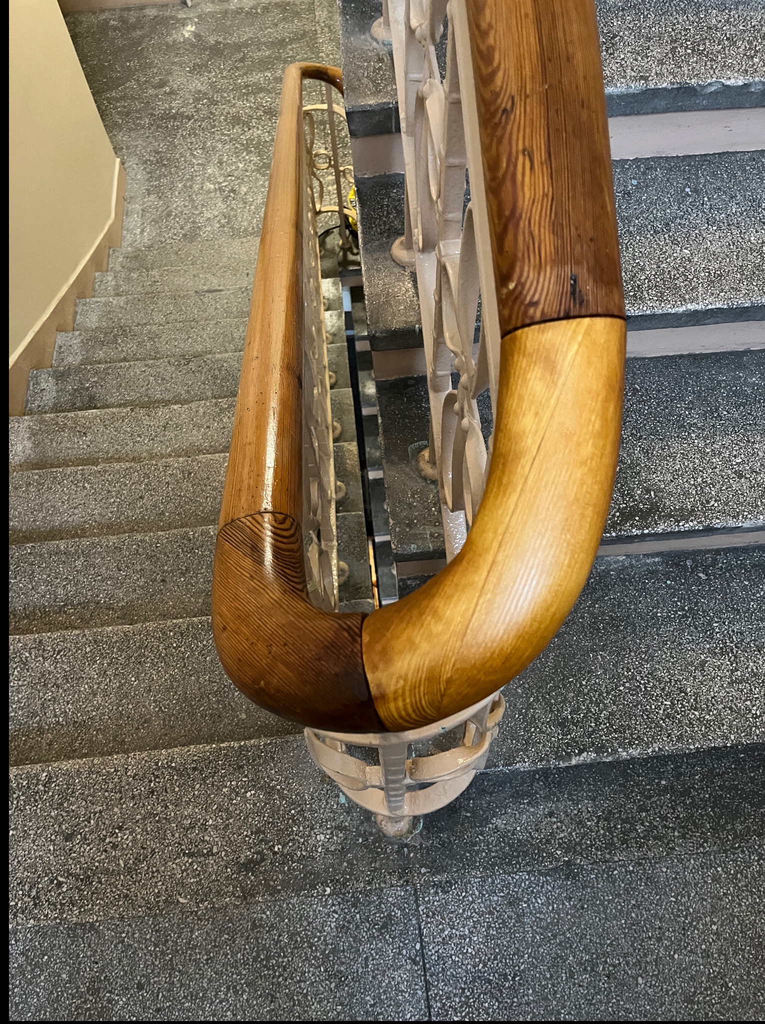 Uzupełnienie brakującego elementu pochwytu