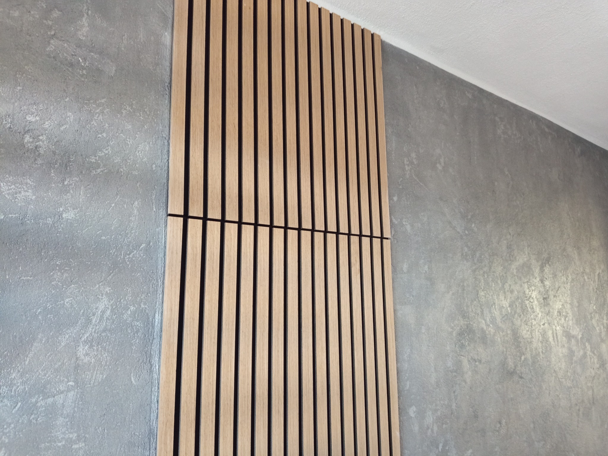 Efekt Betonu plus lamelki cegła dekoracyjna