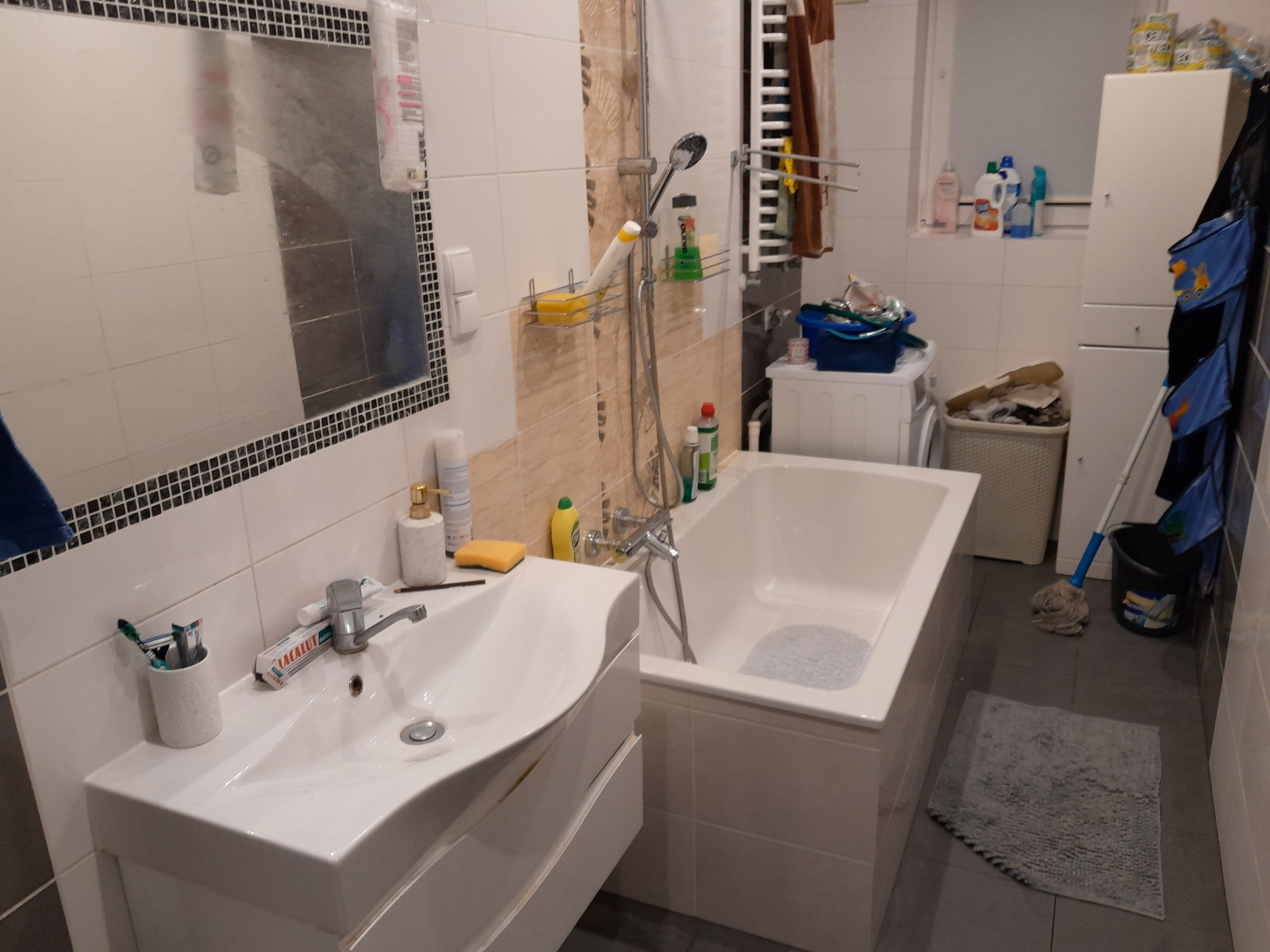 wymiana syfonu w umywalce , wymiana baterii