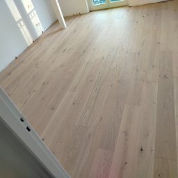 Układanie paneli Brzyska 3