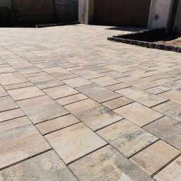 Układanie kostki brukowej Woźniki 4